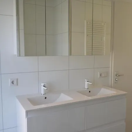 Resort Schaelsbergerbosch- 2 Bath Fireplgarde